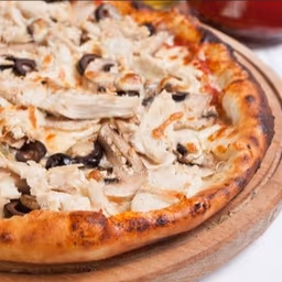Chicken Delight Pizza